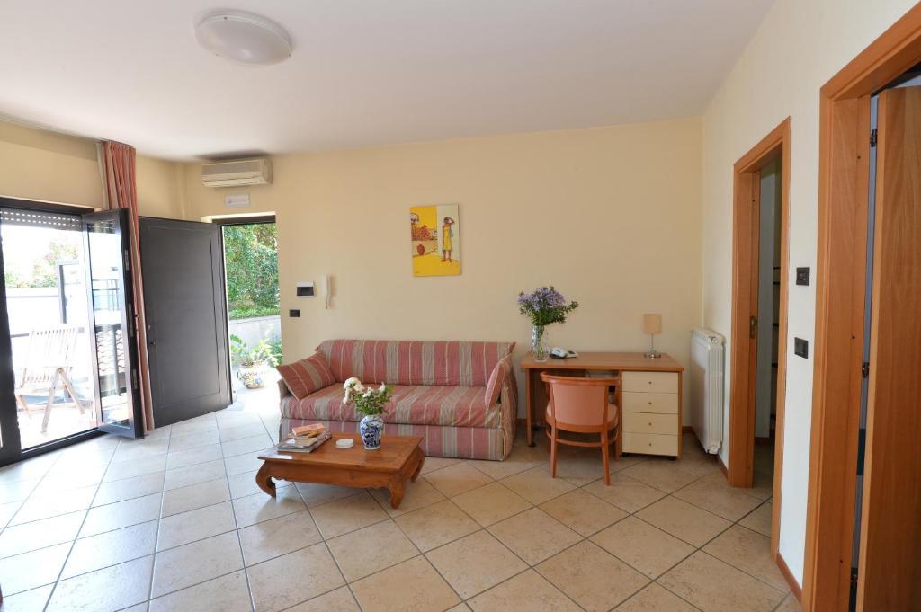 Miramare Residence Pozzuoli Bilik gambar