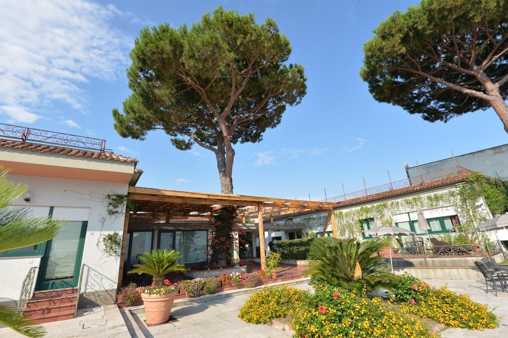 Miramare Residence Pozzuoli Luaran gambar